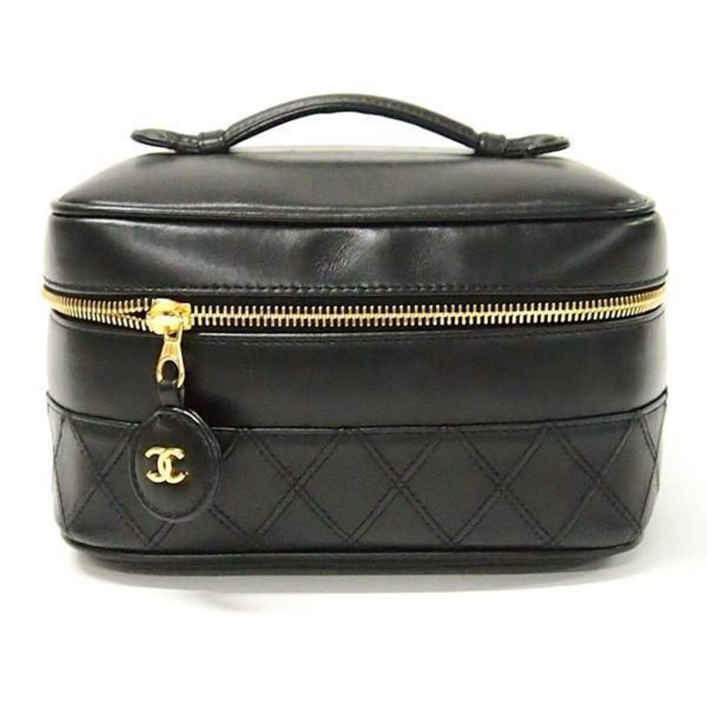Chanel Bicolor Matelasse Vanity Lambskin Pouch Black